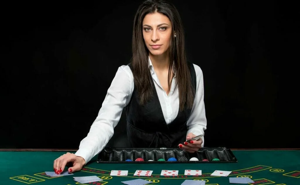 Tayangan dealer dan meja kasino live SPIN89